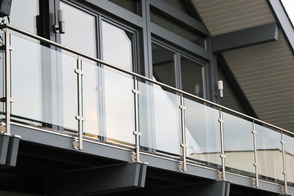 Balustrady ze stali nierdzewnej